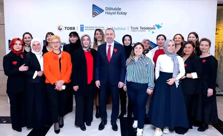 Türk Telekom'dan Kadınlara Dijital Destek Projesi